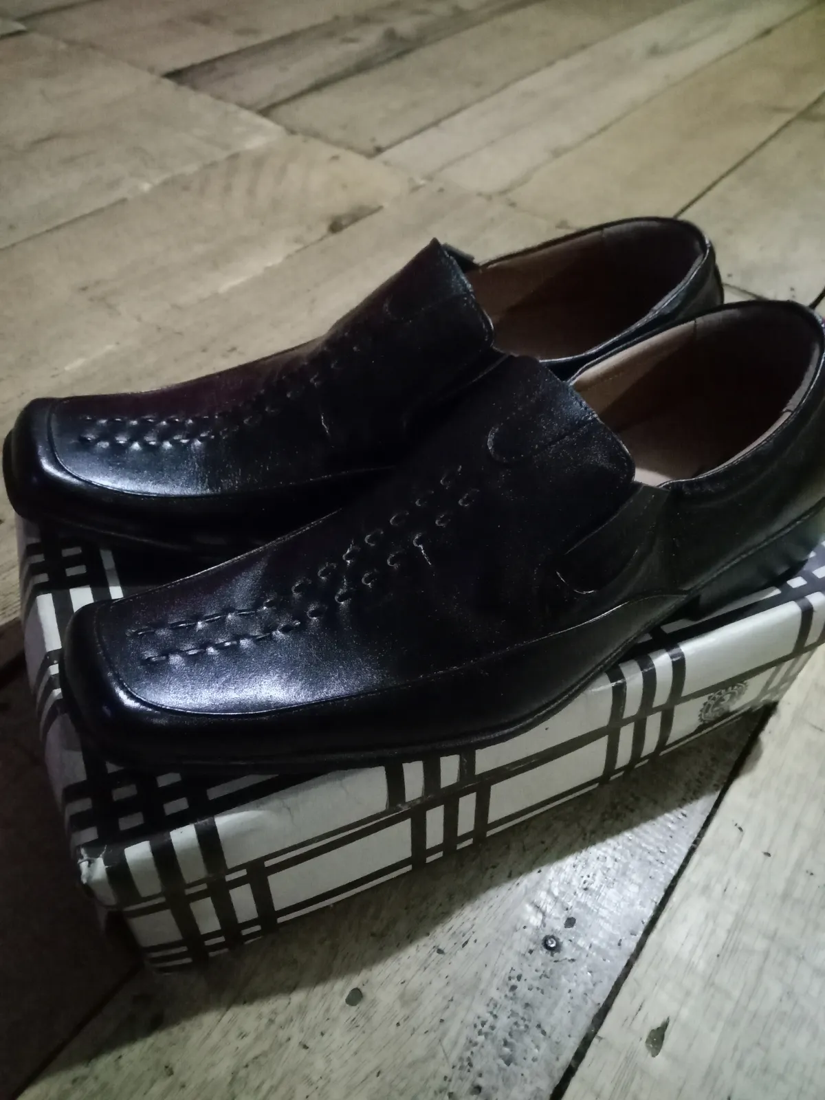 leather shoes