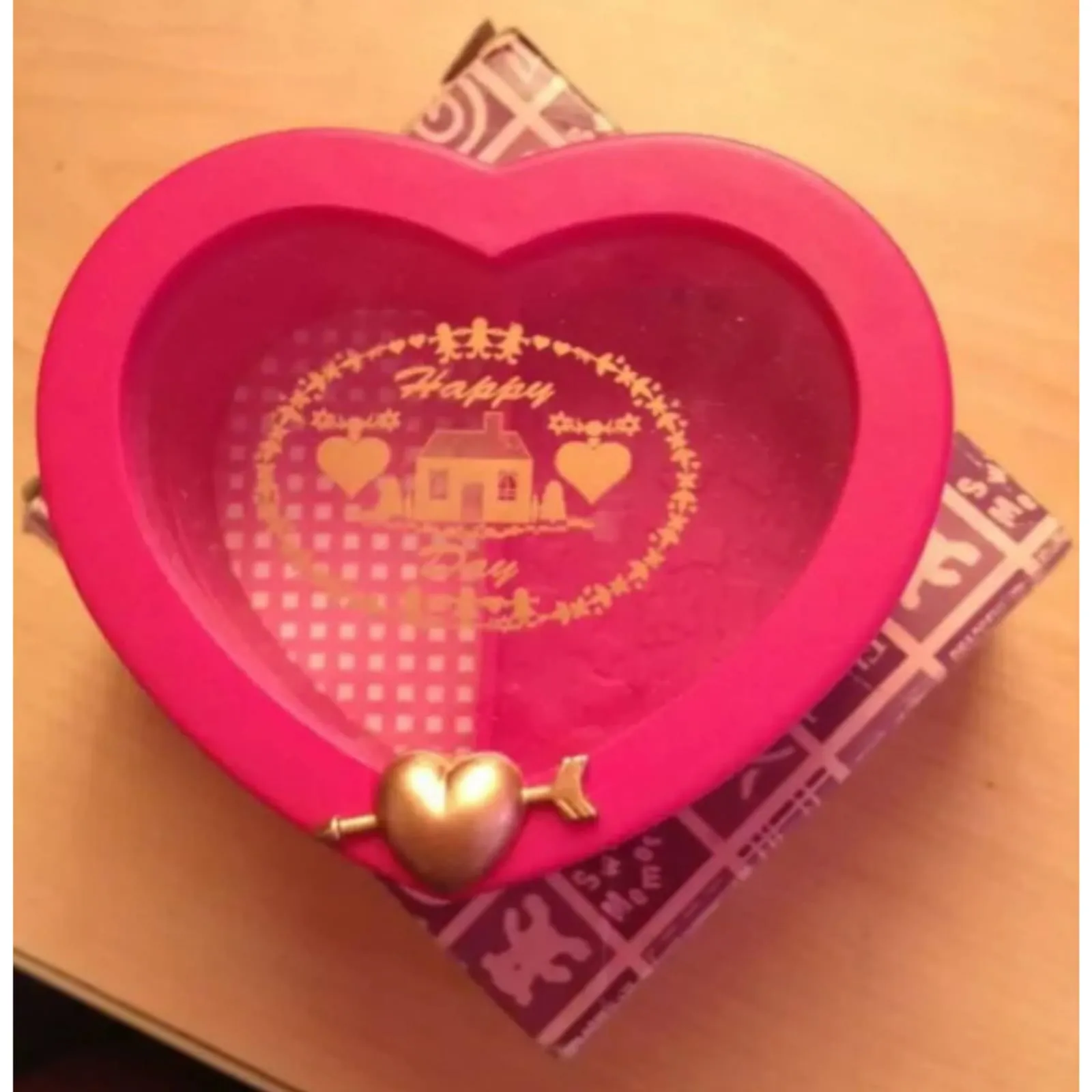ACCESSORIES & JEWELRIES STORAGE 001