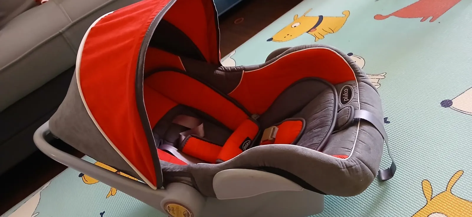Baby car seat