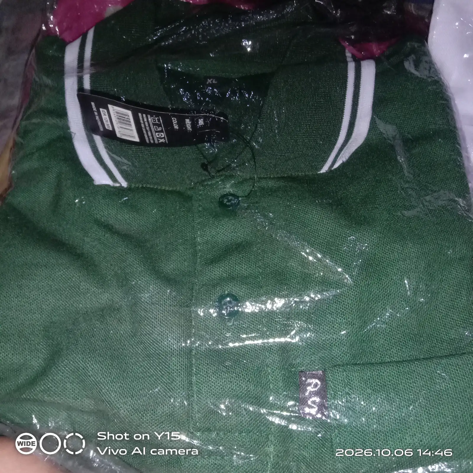 green collar polo shirt